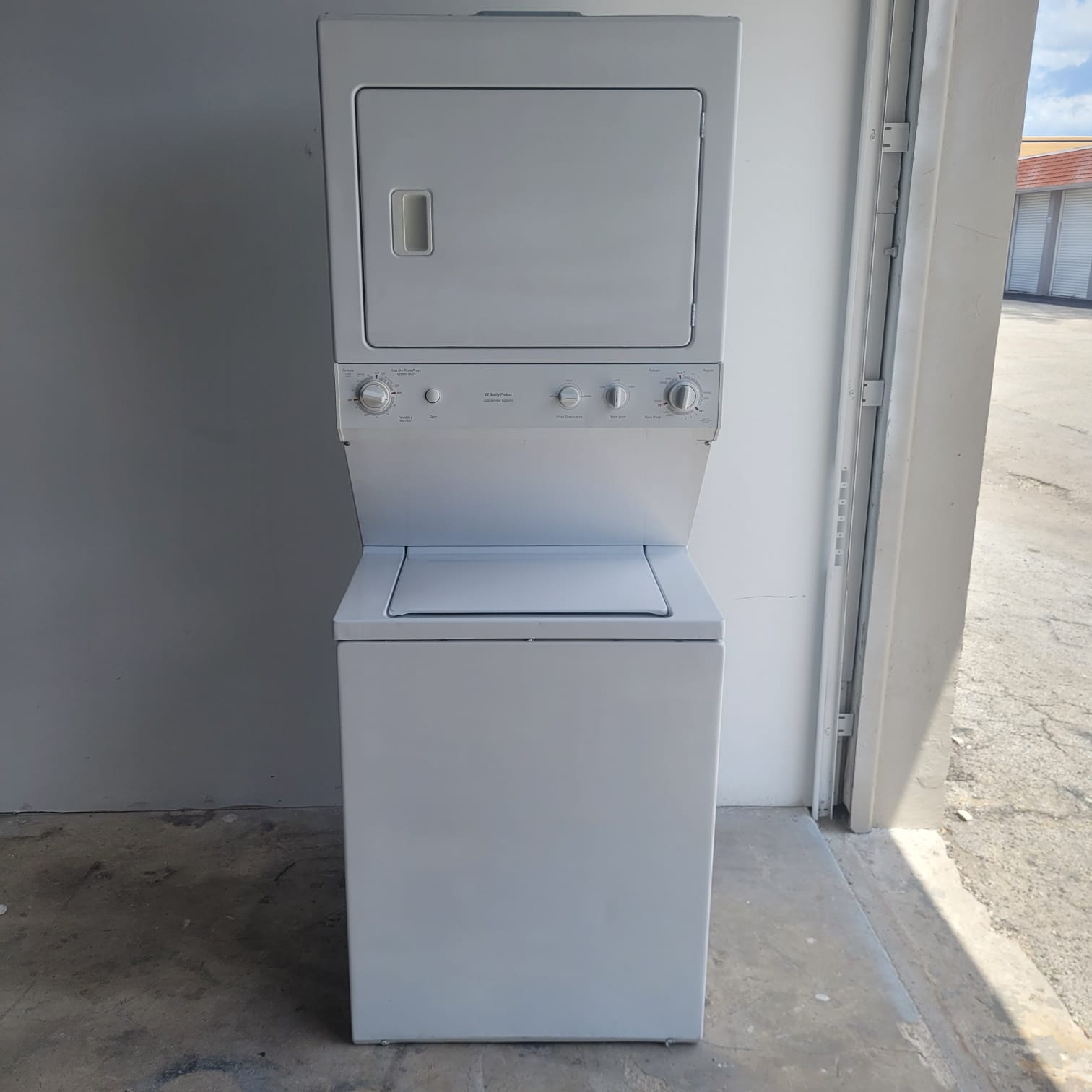 27-GE-Stackable-Washer-and-Dryer 27-GE-Stackable-Washer-and-Dryer